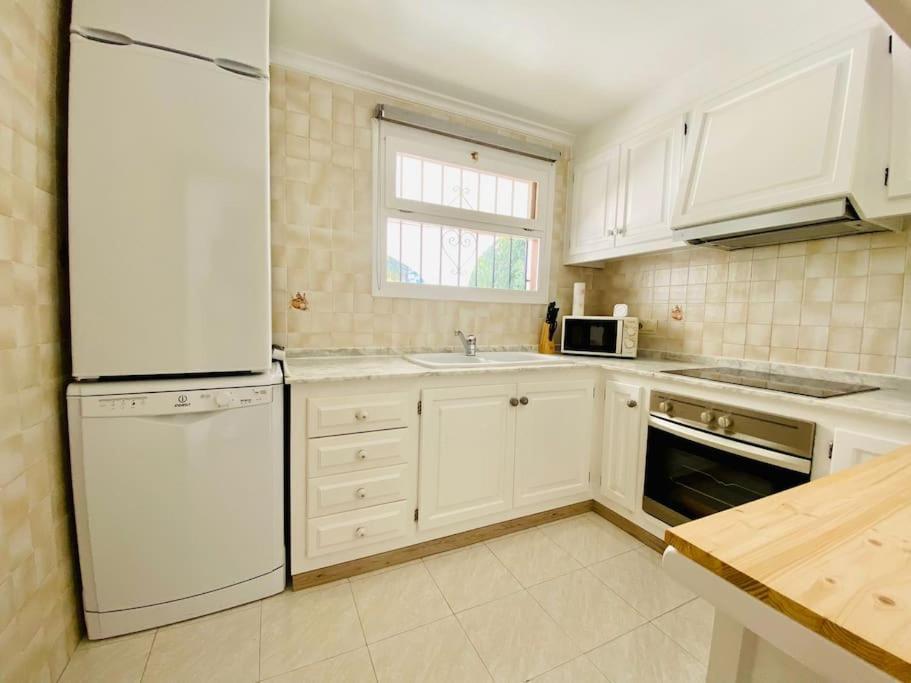 Villa With Private Pool And Close To The Beach Calpe Esterno foto