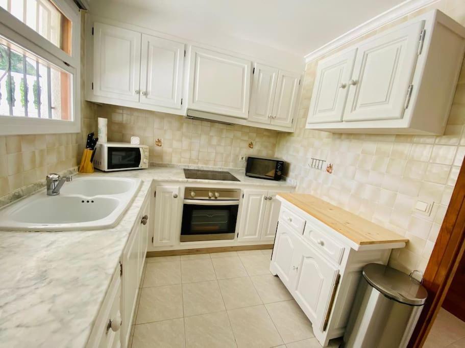 Villa With Private Pool And Close To The Beach Calpe Esterno foto