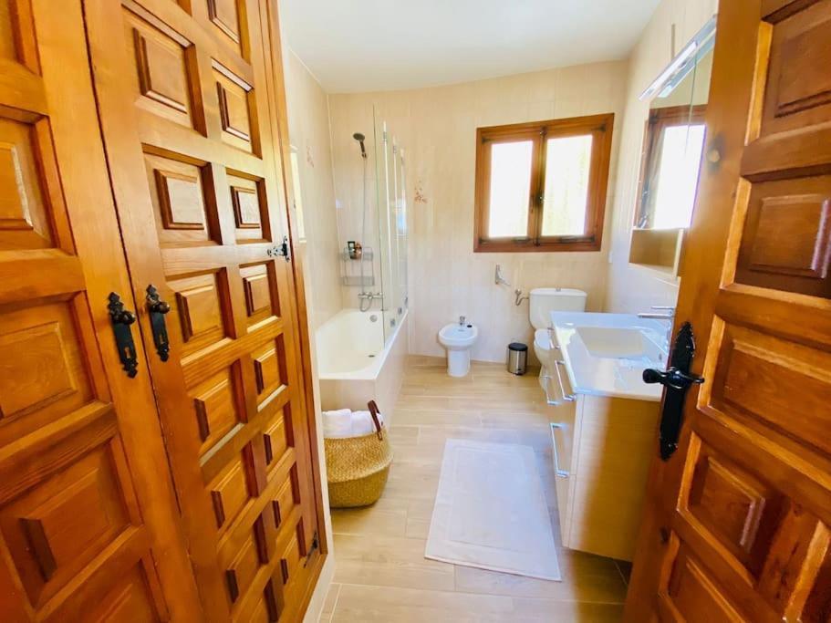 Villa With Private Pool And Close To The Beach Calpe Esterno foto